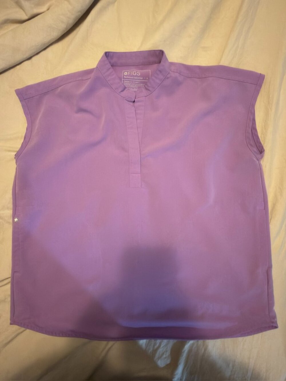 FIGS Rafaela Scrub Top